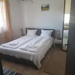 Rosiem House