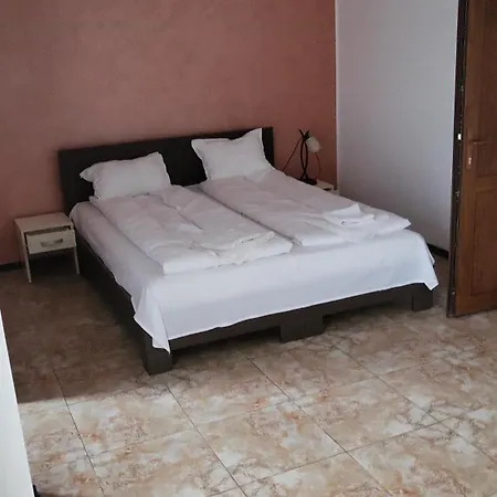 Rosiem House