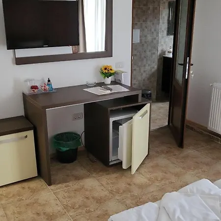 Rosiem House ゲストハウス テキルギオル