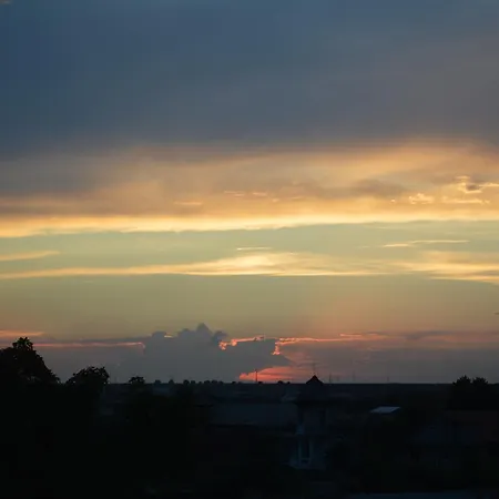 ゲストハウス Rosiem House