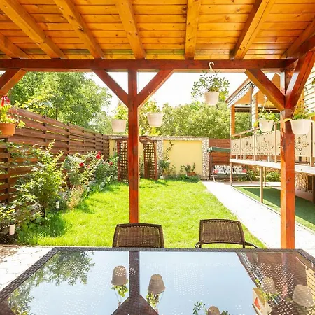 ゲストハウス Rosiem House 3*