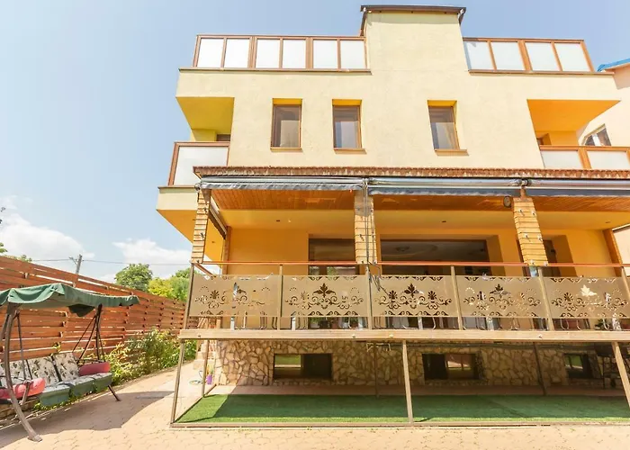 Rosiem House Affittacamere 3*